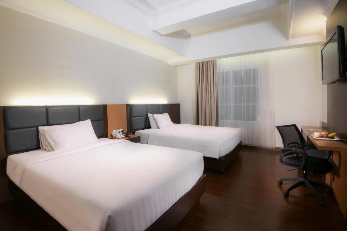 D'Senopati Malioboro Grand Hotel Yogyakarta Ngoại thất bức ảnh