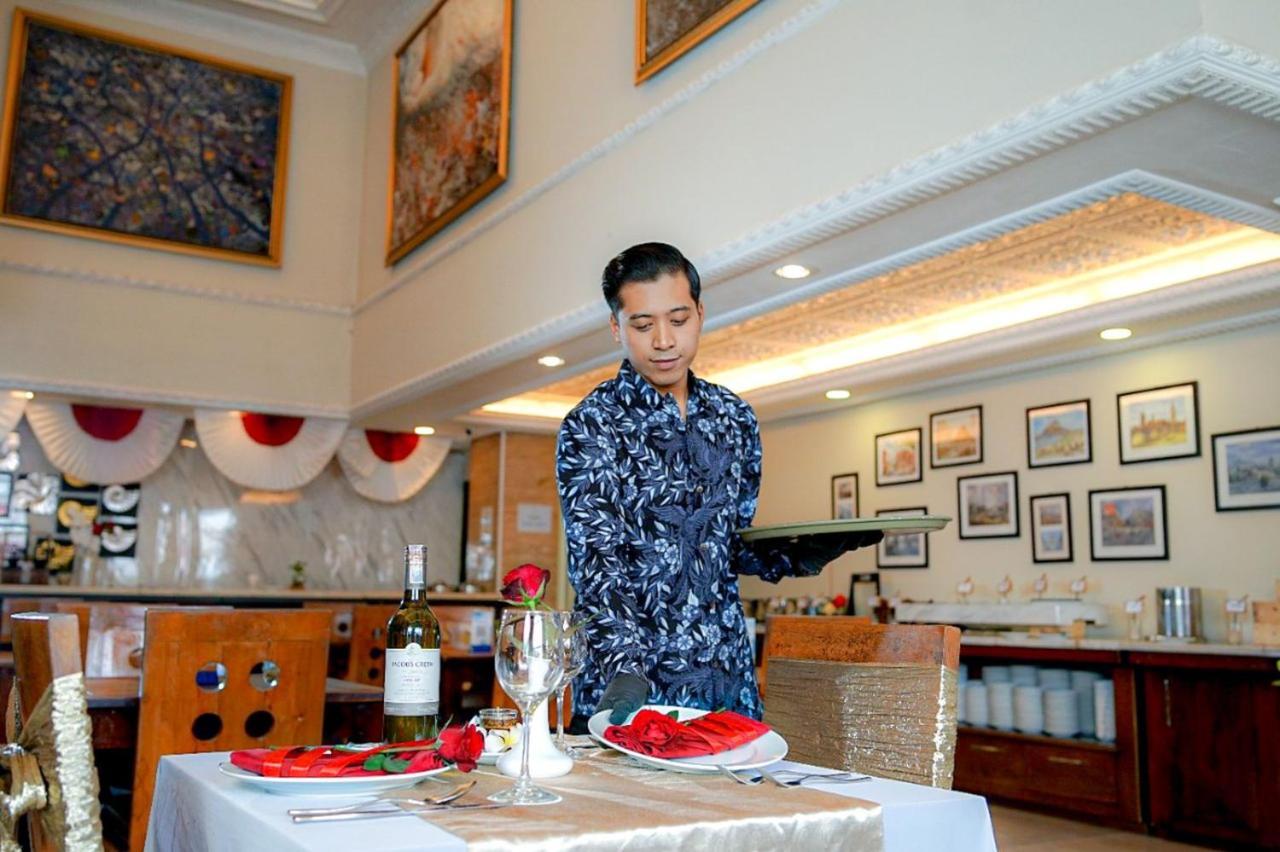 D'Senopati Malioboro Grand Hotel Yogyakarta Ngoại thất bức ảnh