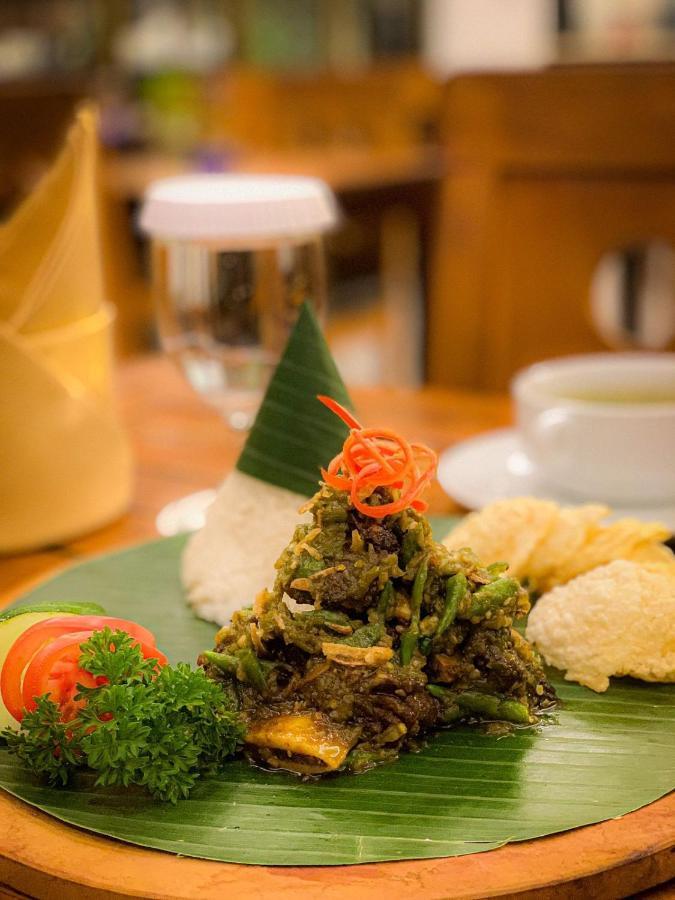 D'Senopati Malioboro Grand Hotel Yogyakarta Ngoại thất bức ảnh