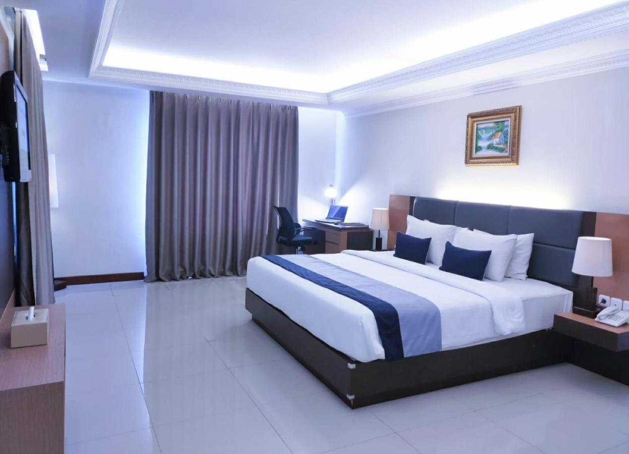 D'Senopati Malioboro Grand Hotel Yogyakarta Ngoại thất bức ảnh
