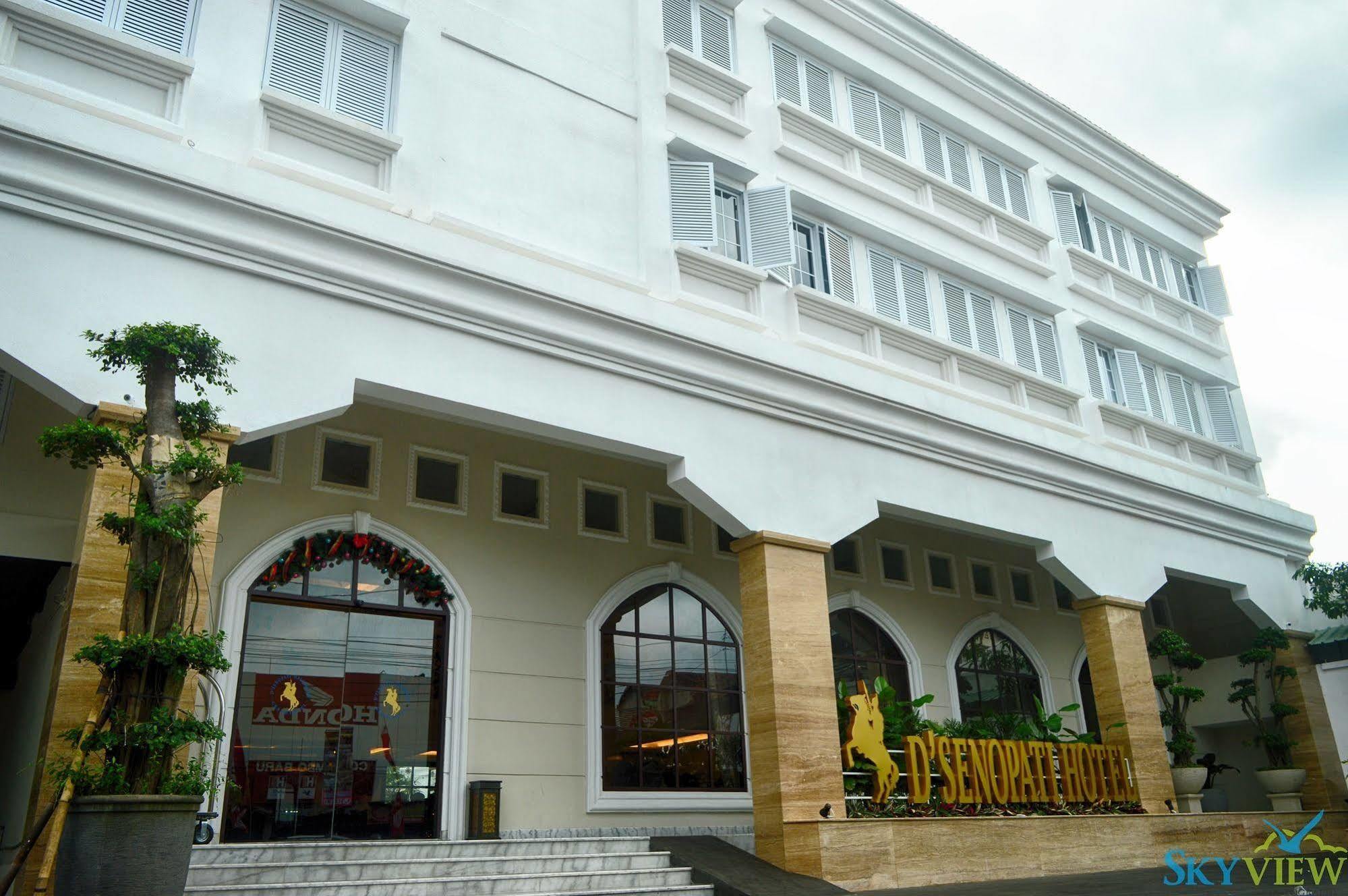 D'Senopati Malioboro Grand Hotel Yogyakarta Ngoại thất bức ảnh