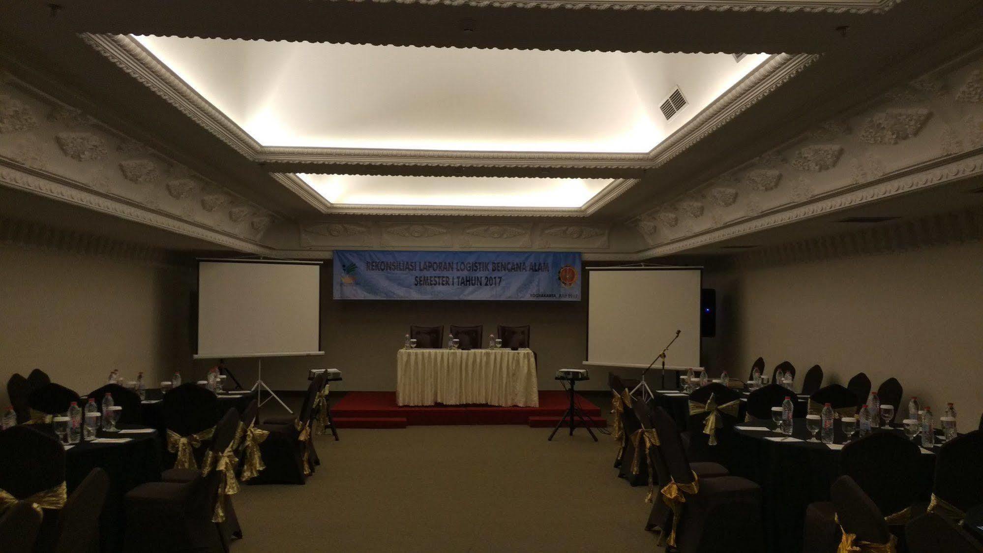 D'Senopati Malioboro Grand Hotel Yogyakarta Ngoại thất bức ảnh