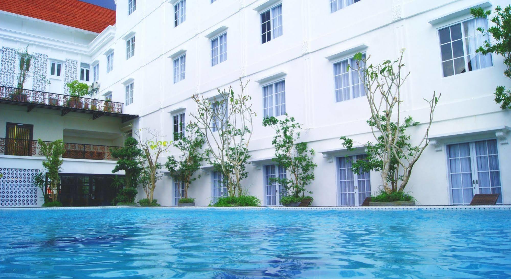 D'Senopati Malioboro Grand Hotel Yogyakarta Ngoại thất bức ảnh
